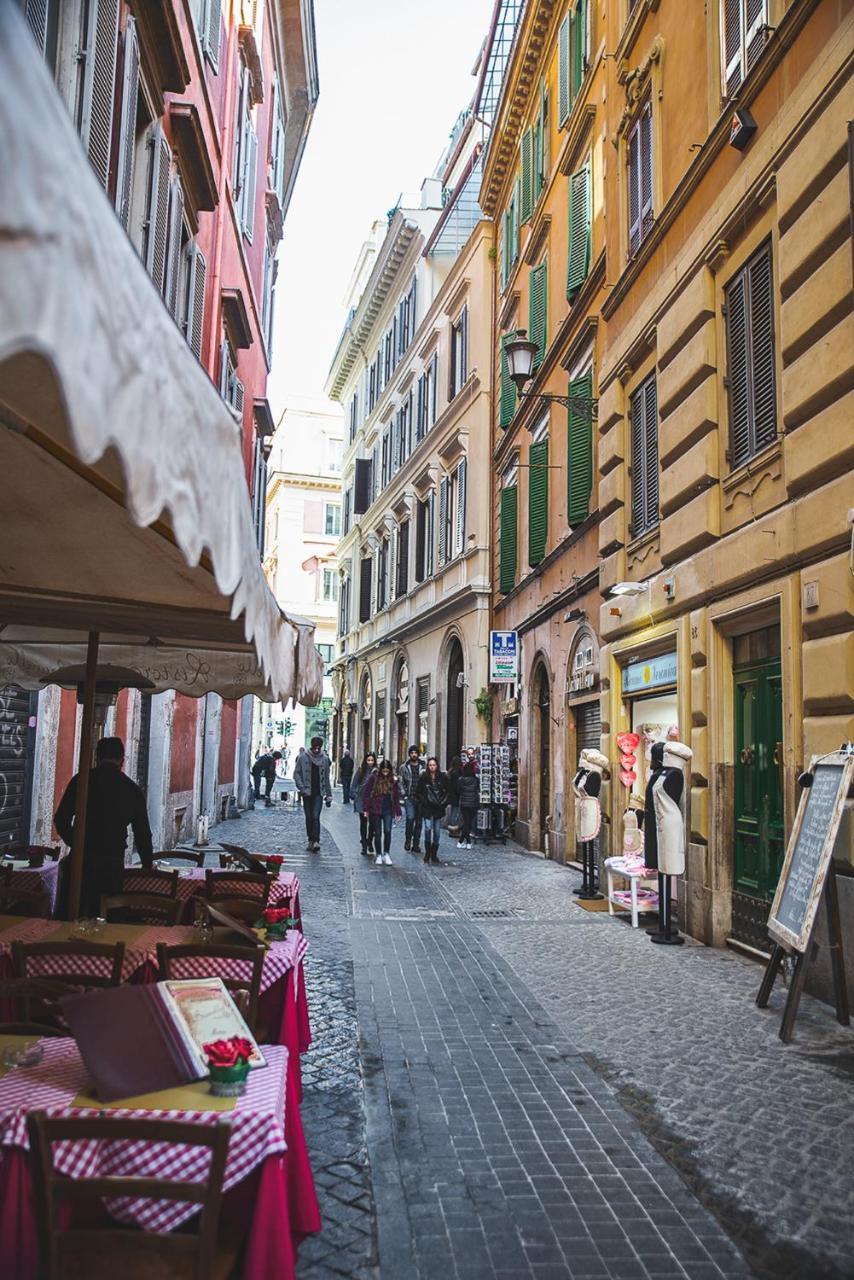 Trevi & Pantheon Design Rooms Roma Exterior foto